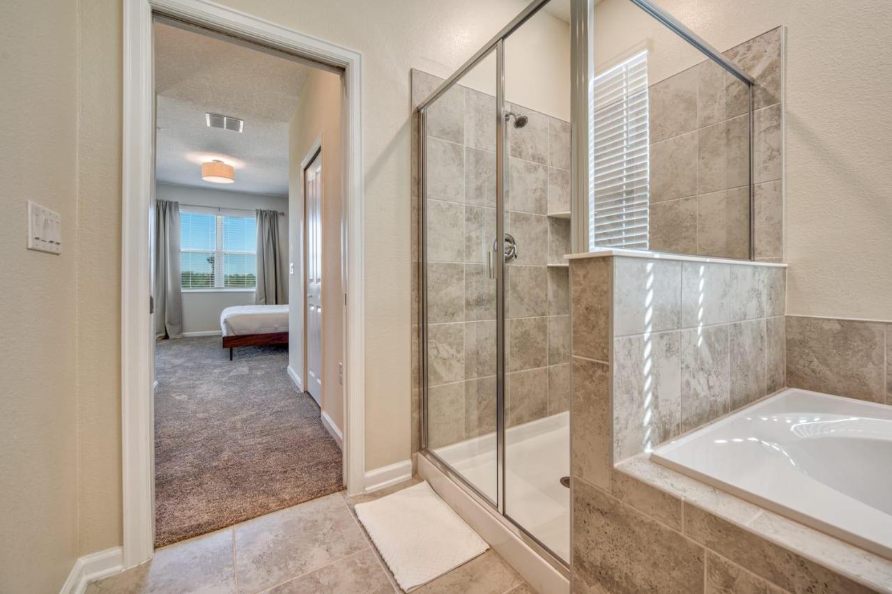 Pleasant Home With Lake View And Themed Bedroom Orlando Dış mekan fotoğraf